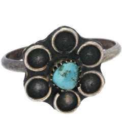 Zuni Handmade Turquoise Flower Ring - Size 4.25