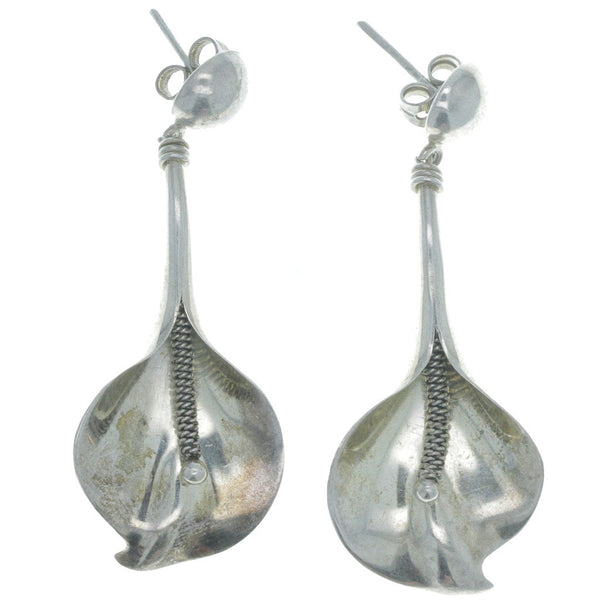 Sculpted Calla Lily Dangle Earrings